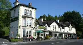 Quirky Cottage, Cosy Grade II listed 2 bed apartment Troutbeck Bridge - Image 5
