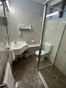 Mandalay Motel - Image 4