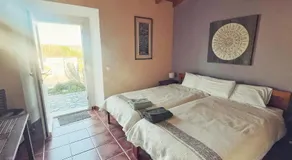 Casa Presente Guesthouse - Image 2