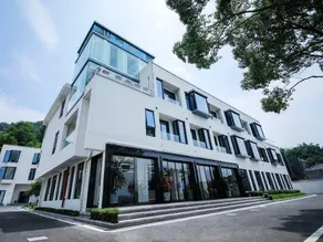 Qianhuju EZ Hotel (Dongqian Lake Guojihuiyizhongxin) - Image 3