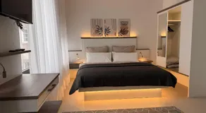 Salt & Smoky Boutique Room - Image 2