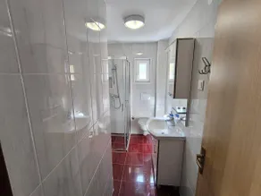 Apartamento con barbacoa, piscina y jardín | Vistas al jardín | Se admiten mascotas - Image 5