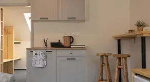 Treehouse Apartments - Image 5