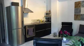 Eget hus i Tyresö Trollbäcken, kanoter ingår. - Image 3