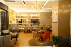 Echarm Hotel Beijing West Railway Station South Square - Image 4