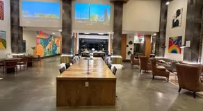 Luxury Downtown Houston Skyline Suite - Image 3