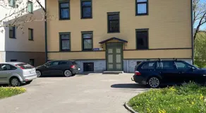 FREE Parking - Airport 5 min - Cozy apartment - Image 4