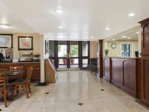Studio 6 Downtown - Image 4