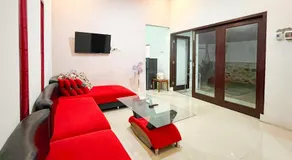 Oma Kost 3 Probolinggo Mitra RedDoorz - Image 2