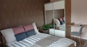 Karos Bianco Apartmanház - Image 2