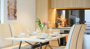 Stunning New 2 Bedrooms Apt Shopping & Parking - Image 5