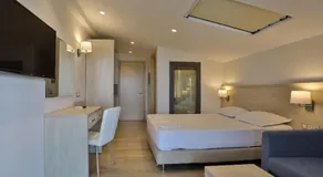Alarzo Rooms - Image 2