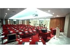 Park Hotel - Image 4