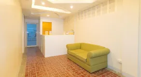 RedDoorz at EBM One Building - Image 3