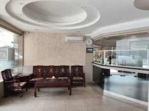 H3 Hotel - Image 3