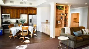 Bountiful Heights - Image 2
