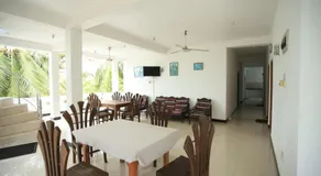 Pleasure Island Holiday Home - Image 2