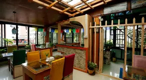 Shangrila Boutique Hotel - Image 4