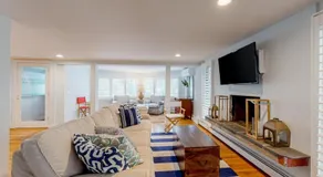 Lake Elizabeth Terrace - Image 2