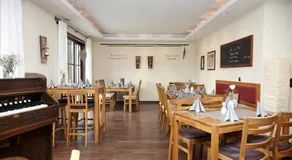 Hotel Landgasthof Wallburg - Image 3
