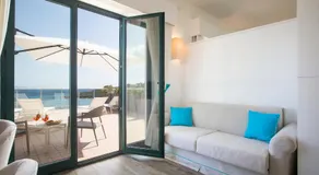 Lu' Hotel Maladroxia - Image 2