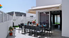 Big Villa Tauro with Private Heated Saltwater Pool & Jacuzzi & BBQ & Game Room & Arcade Games - Image 5