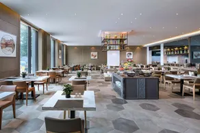 City Line Hotel - Image 2