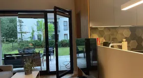 Premium Tolkiena House Mokotów 2- bedrooms & living room, terrace with garden, free underground parking & free high-speed Wi-Fi - Image 5