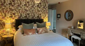 The Crown Inn Roecliffe - Image 2