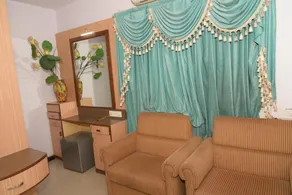 Hotel Rahul - Image 4