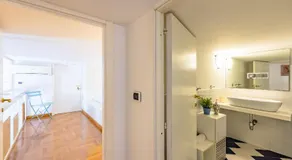 Charmant appartement entièrement équipé avec internet haut débit | Proche Piazza del Plebiscito | Adapté au travail à distance | Avec animaux autorisés - Image 2