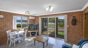 Coastal Charm Ettalong Beach - Image 2