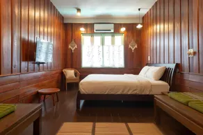 Home & Hashery Boutique House - Image 2