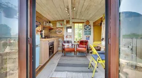 Hetton Law Shepherds Hut, Northumberland - Image 2