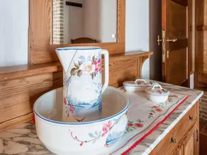 Farmhouse in Beveren near Beach & Garden - Image 3