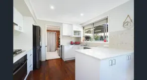 Private room with pool and ensuite - Image 3