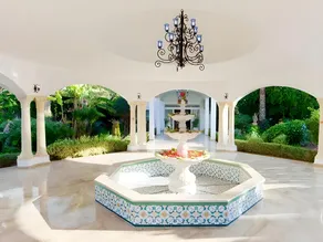 Le Zenith Hotel - Image 4