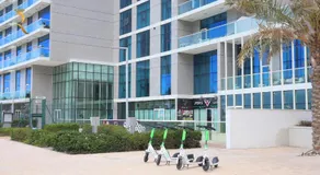 1BR Balcony - Beach Tower Escape - Image 4