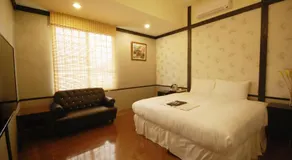 Hananoi Bed and Breakfast - Image 2