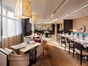 Beijing Oriental Mingyue Hotel - Image 2