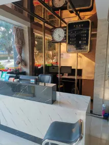 Shehong Times Jinyu Hotel - Image 3