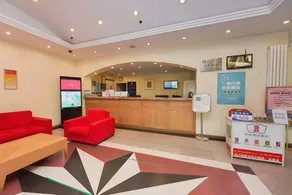 Home Inn Beijing Guomao Jinsong Metro Station - Image 3