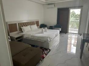 OYUSTAY Clark Terrace - Image 2