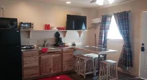 Alpaca Inn, The - Image 3