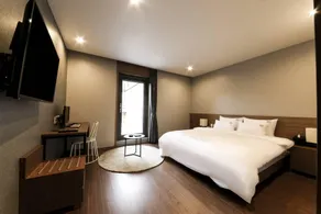 Blanc Business Hotel - Image 2
