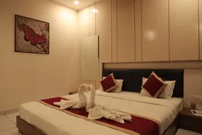 Hotel Carrefour - Image 4