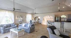Royal Villa 12 - Image 3