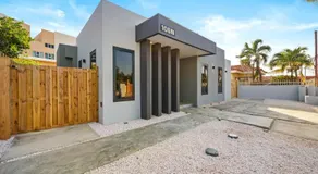 Koko Nido – Modern Luxury Pool Villa in Noord - Image 5