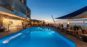 Sunset Beach Hotel - Image 2