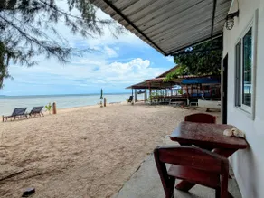 Dream beachfront cabin - Image 4